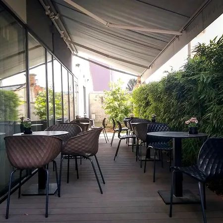 Livris 4* Zagreb